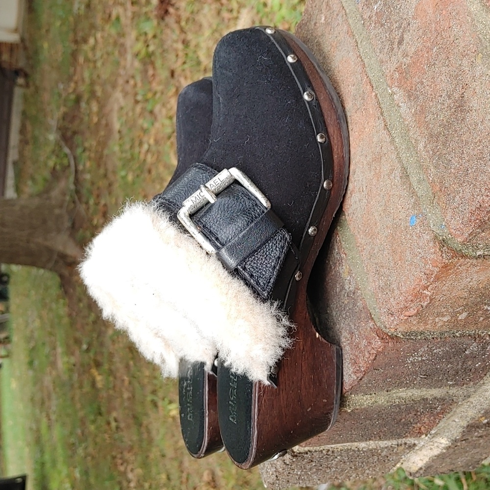 Michael Michael Kors Faux Shearling Suede Clog Size 6 (1190)